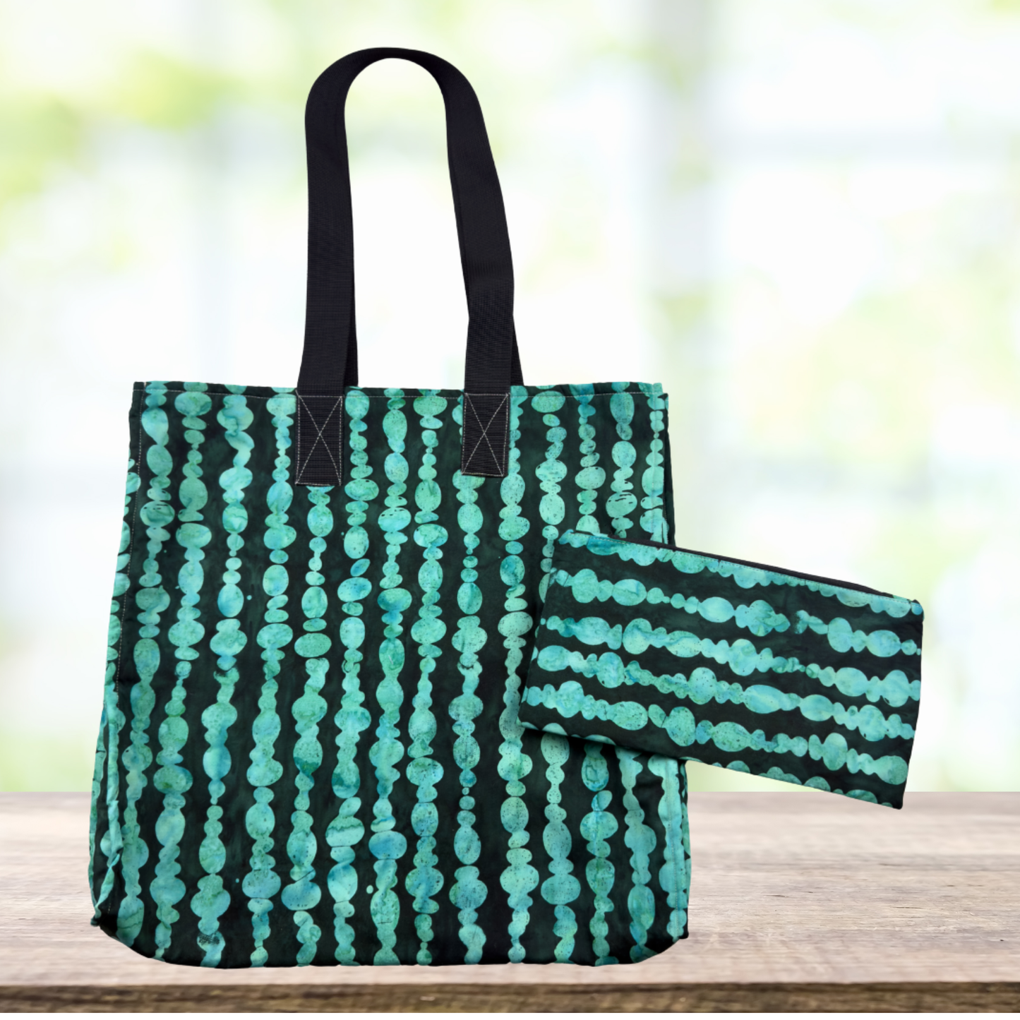 Lively Layers Tote & Pouch